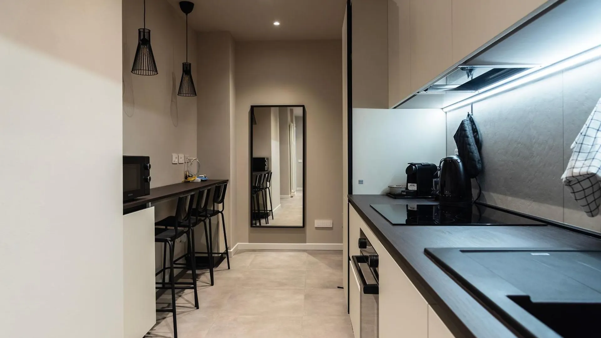 Youhosty - 3 Bedroom Apartment Citta Studi Milan