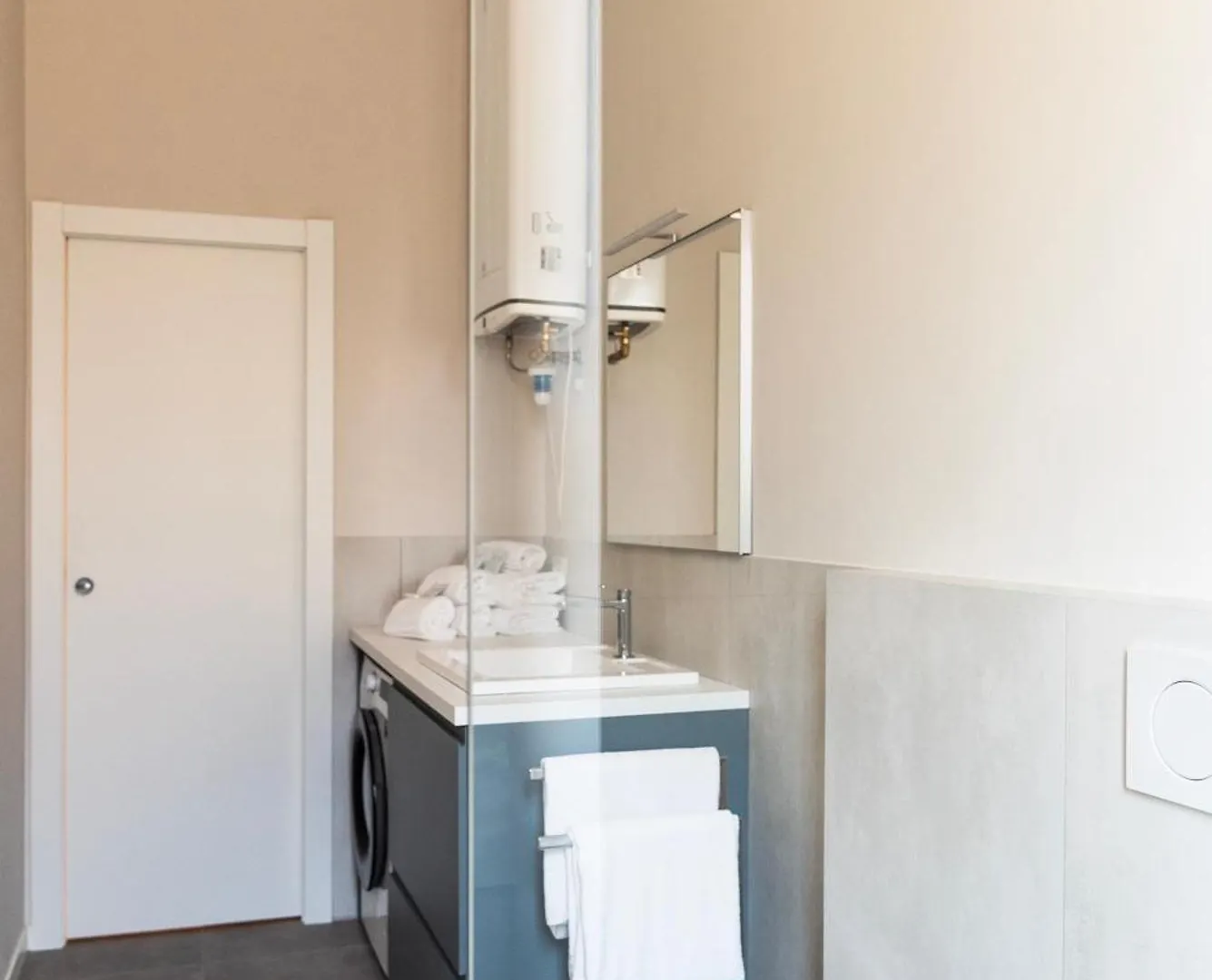Youhosty - 3 Bedroom Apartment Citta Studi Milan