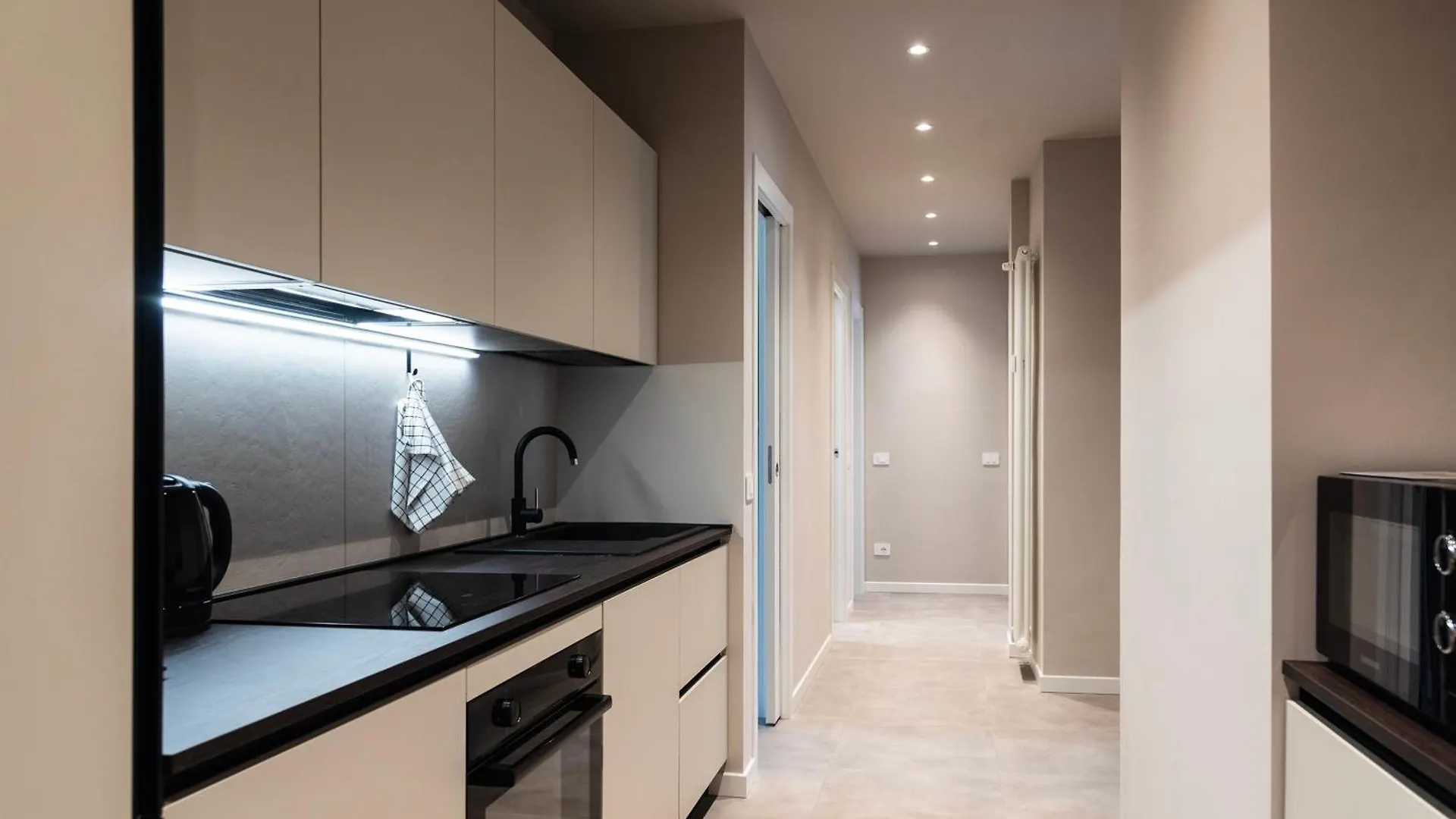 Youhosty - 3 Bedroom Apartment Citta Studi Milan