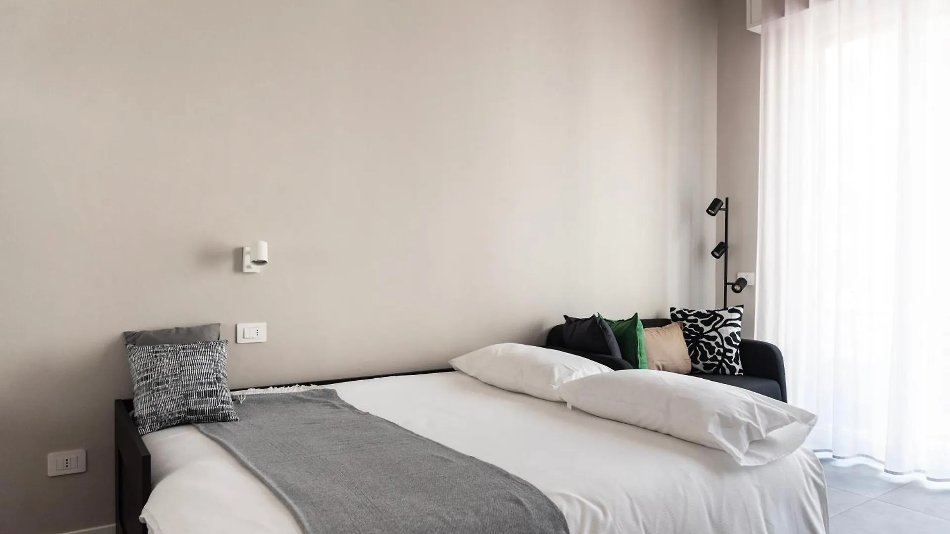 Youhosty - 3 Bedroom Apartment Citta Studi Milan