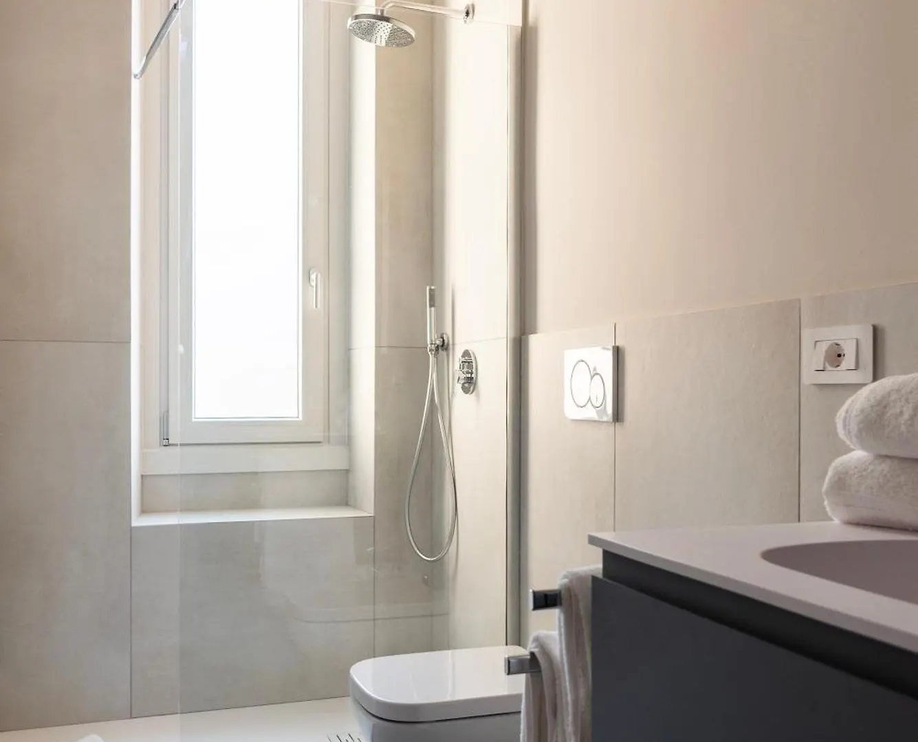 Youhosty - 3 Bedroom Apartment Citta Studi Milan 0*,  Italy
